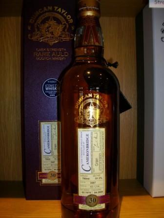 Duncan Taylor Rare Auld Whisky - Cameronbridge.  Buy Whisky On-line